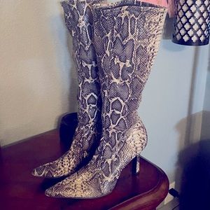 ANTONIO MELANI Snake skin boot 9
